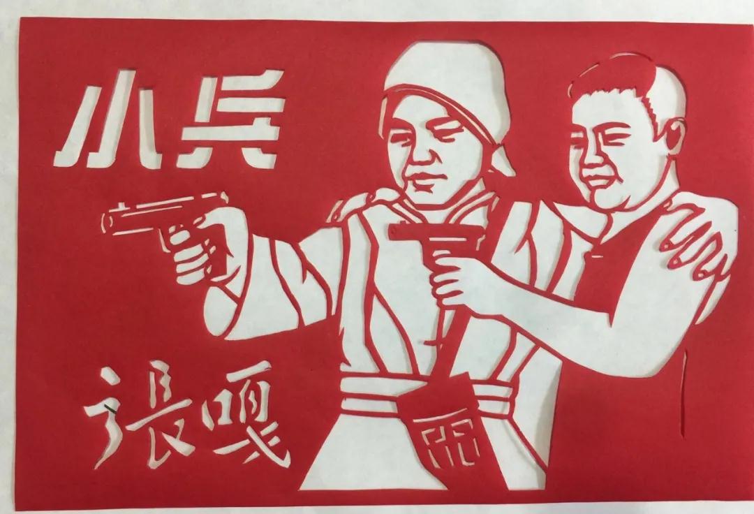 《小兵张嘎》小兵张嘎是白洋淀一个聪明伶俐的孩子,在一次突然袭击中